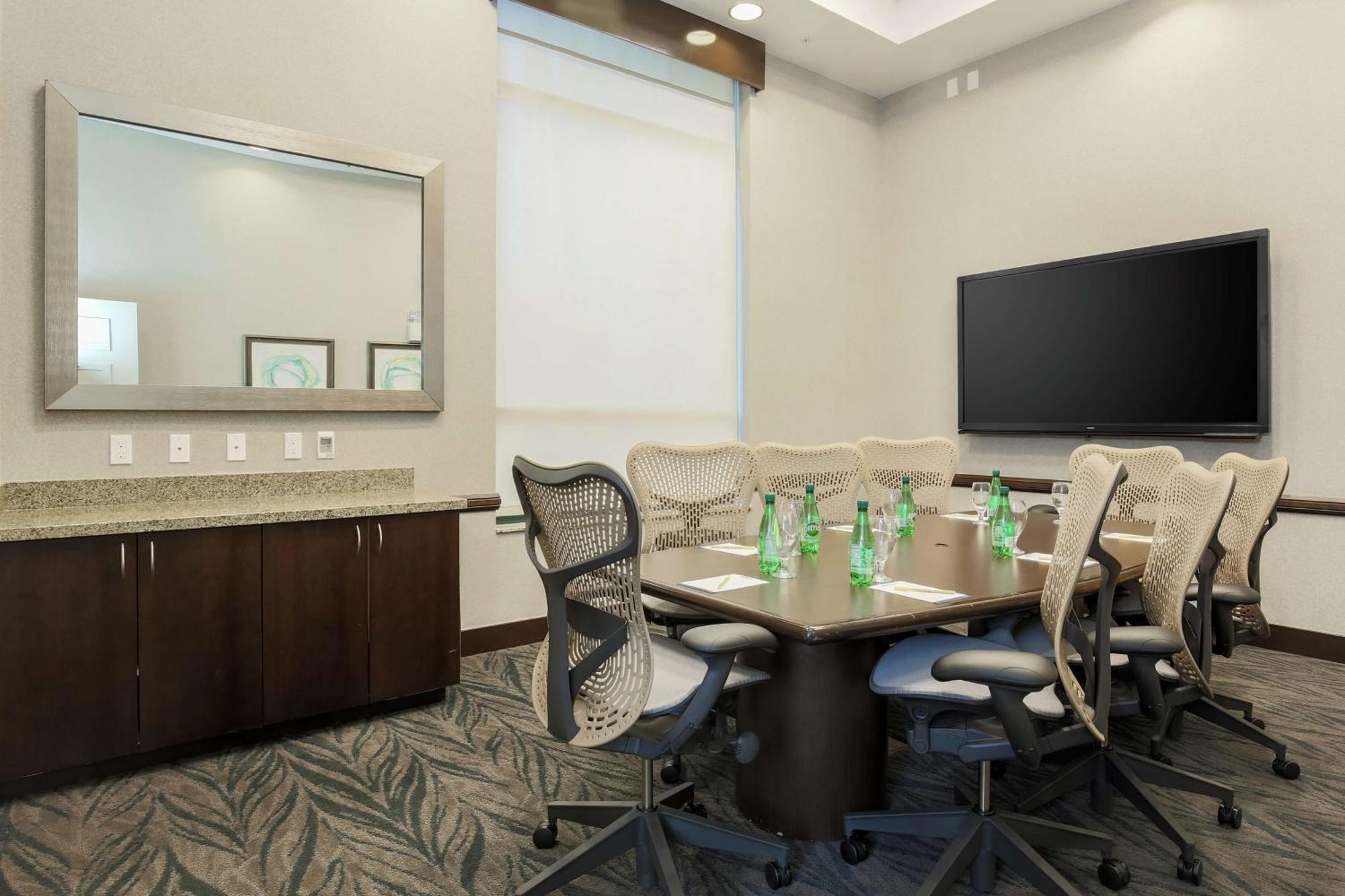 Hilton Garden Inn Shirlington Arlington Exterior foto